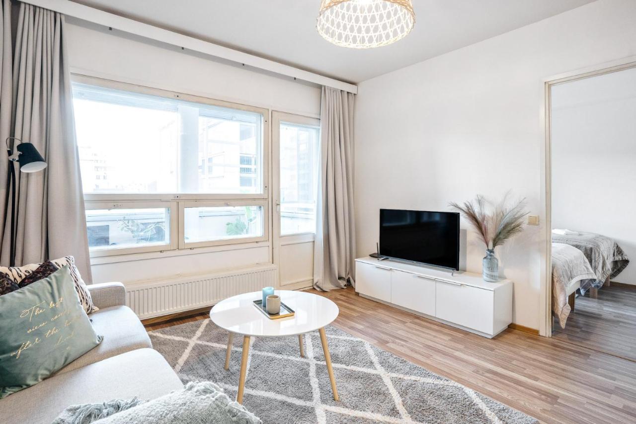 Apartment Sleepwell Rauha With Private Sauna And Parking トゥルク エクステリア 写真