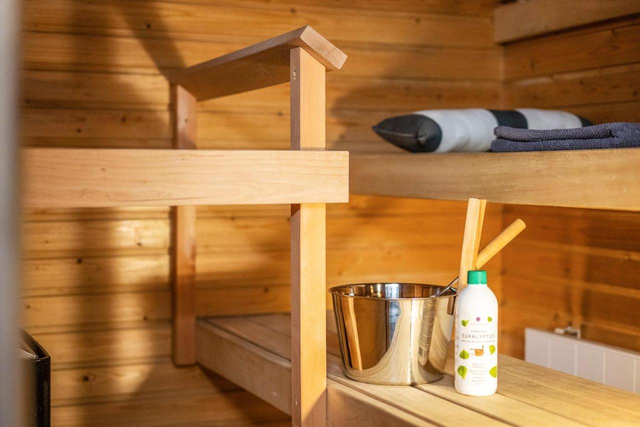 Apartment Sleepwell Rauha With Private Sauna And Parking トゥルク エクステリア 写真
