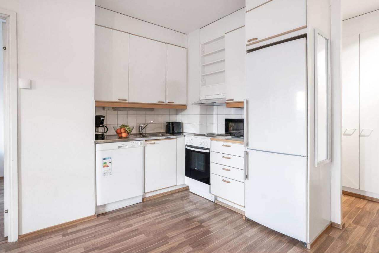 Apartment Sleepwell Rauha With Private Sauna And Parking トゥルク エクステリア 写真