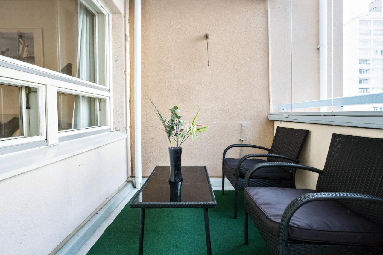 Apartment Sleepwell Rauha With Private Sauna And Parking トゥルク エクステリア 写真