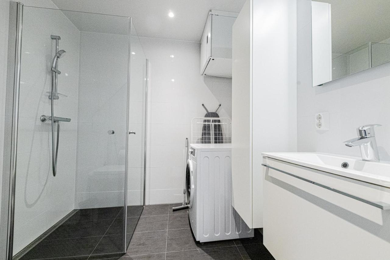 Apartment Sleepwell Rauha With Private Sauna And Parking トゥルク エクステリア 写真