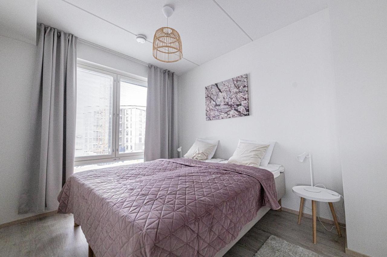 Apartment Sleepwell Rauha With Private Sauna And Parking トゥルク エクステリア 写真